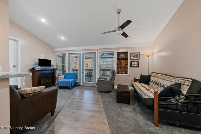 511 Indian Cliff Rd, Clarkson, KY 42726