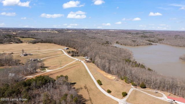511 Indian Cliff Rd, Clarkson, KY 42726