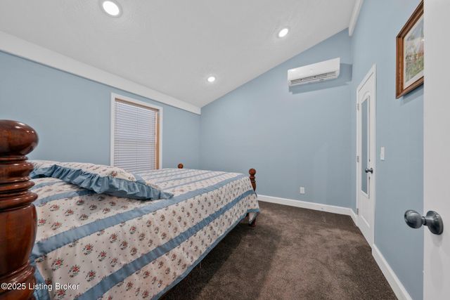 511 Indian Cliff Rd, Clarkson, KY 42726