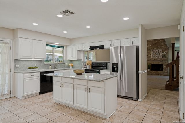 6214 CAIRO DR, San Antonio, TX 78229