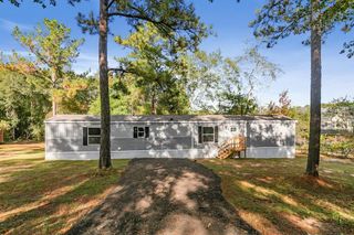 420 Knob Hill Circle, Dothan, AL 36301