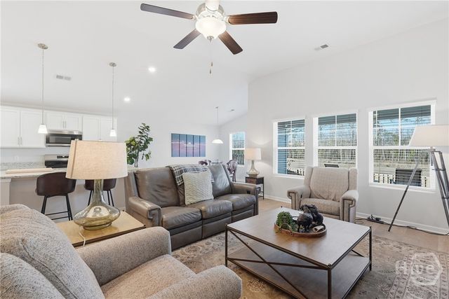 28 Flagler Drive, Savannah, GA 31419