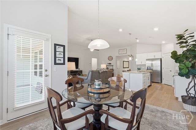 28 Flagler Drive, Savannah, GA 31419