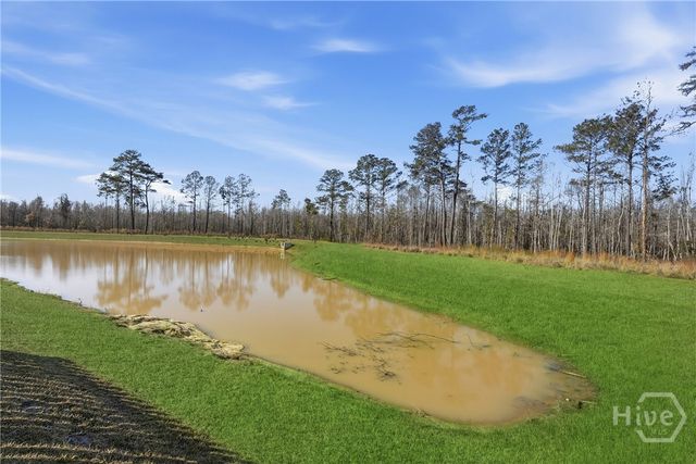 28 Flagler Drive, Savannah, GA 31419