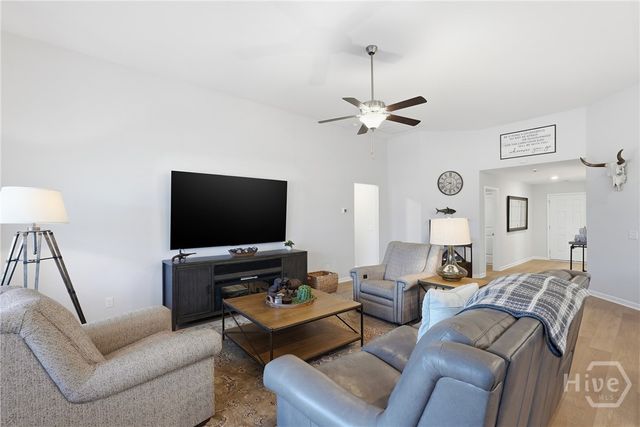 28 Flagler Drive, Savannah, GA 31419