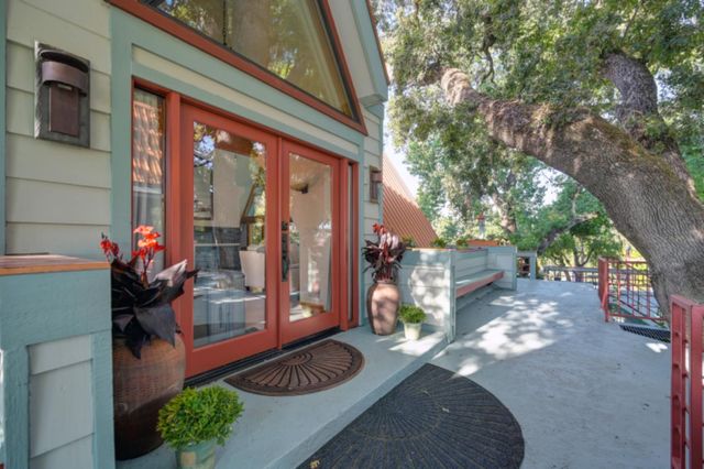 2851 Garden Hwy, Sacramento, CA 95833