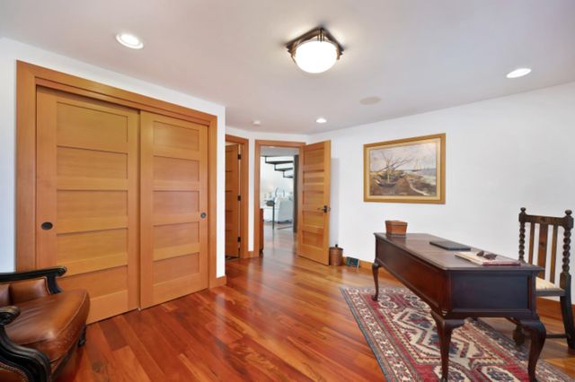 2851 Garden Hwy, Sacramento, CA 95833