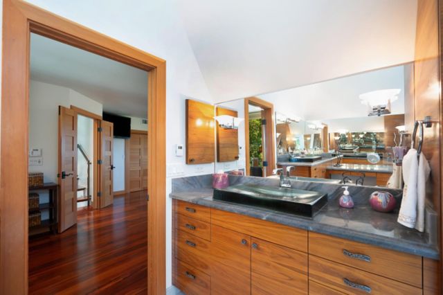 2851 Garden Hwy, Sacramento, CA 95833