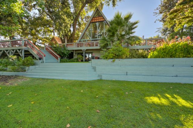 2851 Garden Hwy, Sacramento, CA 95833