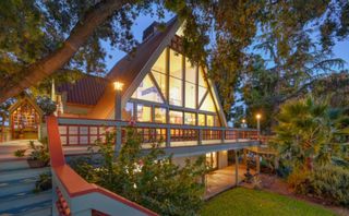 2851 Garden Hwy, Sacramento, CA 95833