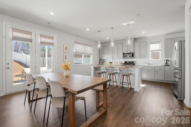 5108 Kinsbridge Drive, Mint Hill, NC 28227