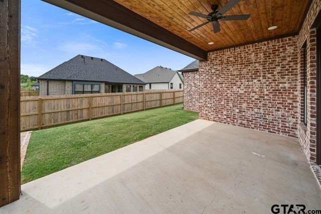 4628 Flat Creek Cv, Tyler, TX 75703