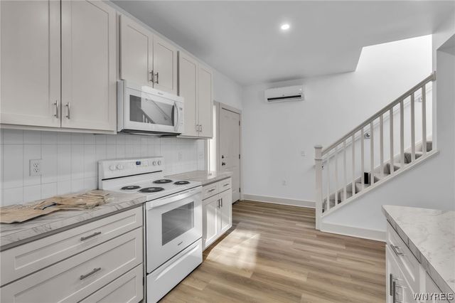 256 Hewitt Avenue, Buffalo, NY 14215