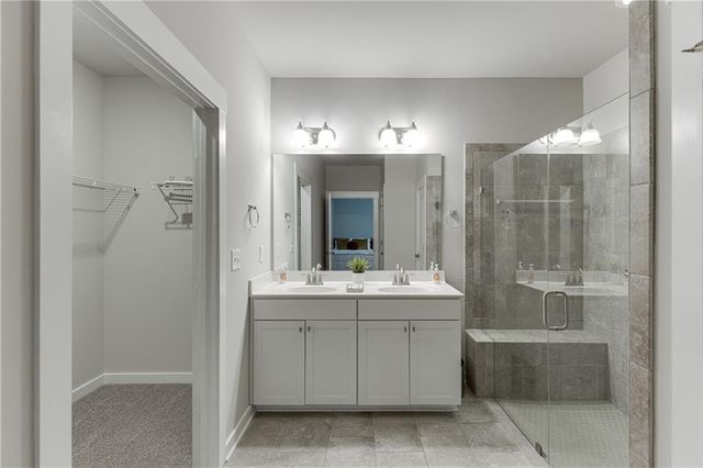 2476 Rathburn Circle, Loganville, GA 30052