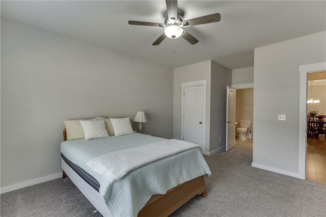 2476 Rathburn Circle, Loganville, GA 30052