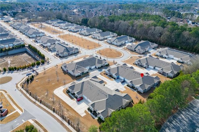 2476 Rathburn Circle, Loganville, GA 30052