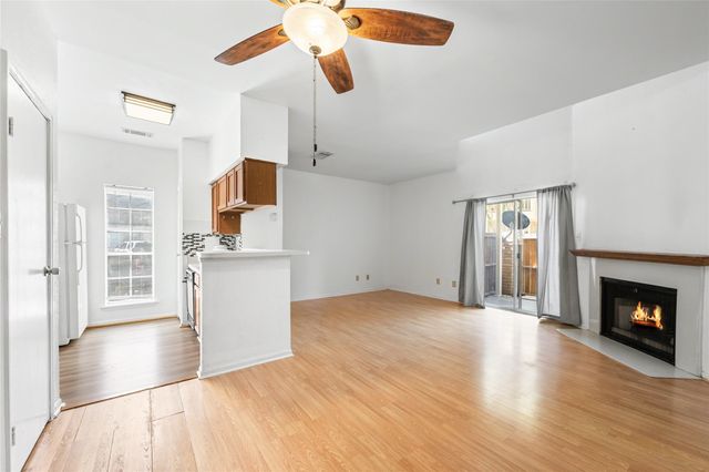 7575 Cambridge Street 1304, Houston, TX 77054