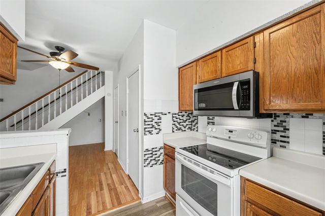 7575 Cambridge Street 1304, Houston, TX 77054