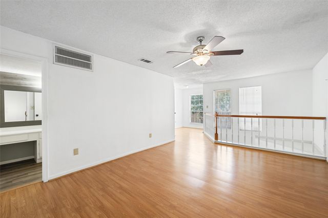 7575 Cambridge Street 1304, Houston, TX 77054