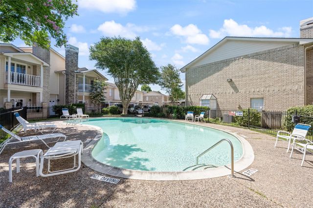 7575 Cambridge Street 1304, Houston, TX 77054
