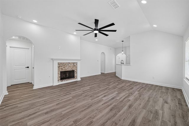 19922 Shore Meadows Lane, Richmond, TX 77407