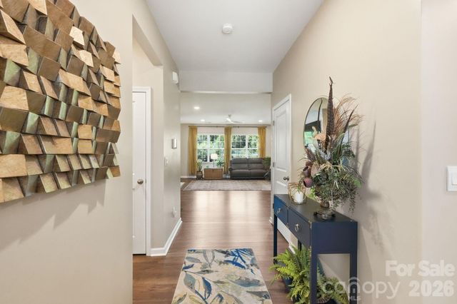 7735 Stonehouse Drive, Gastonia, NC 28056
