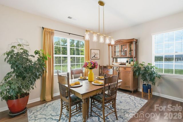 7735 Stonehouse Drive, Gastonia, NC 28056