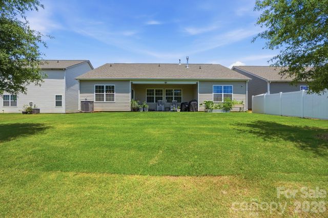 7735 Stonehouse Drive, Gastonia, NC 28056