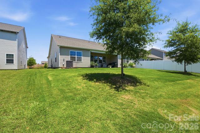 7735 Stonehouse Drive, Gastonia, NC 28056