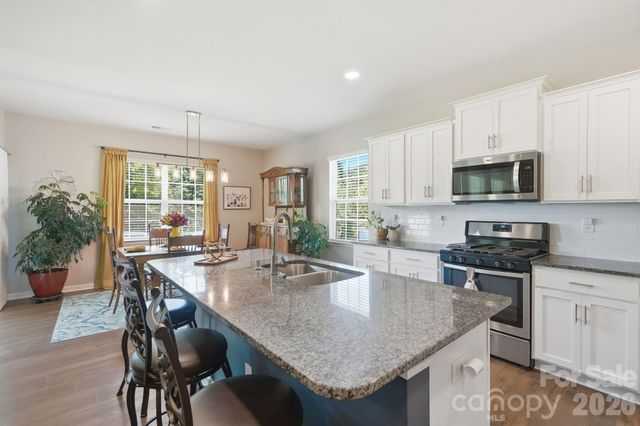 7735 Stonehouse Drive, Gastonia, NC 28056