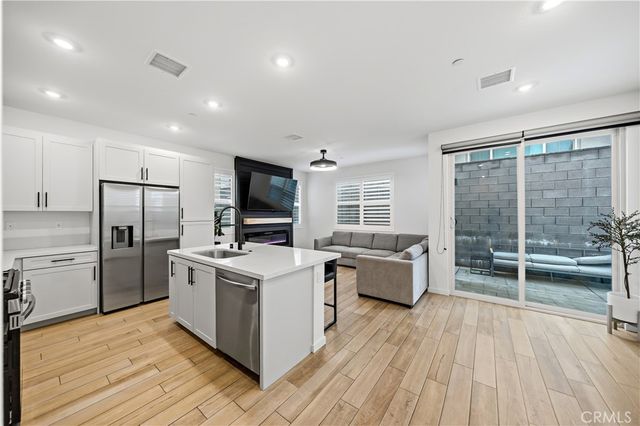 16010 Sunny Court, Fontana, CA 92336