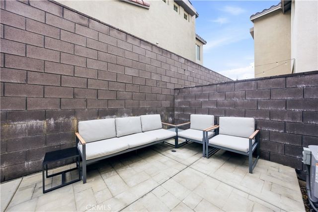 16010 Sunny Court, Fontana, CA 92336