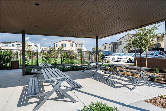 16010 Sunny Court, Fontana, CA 92336