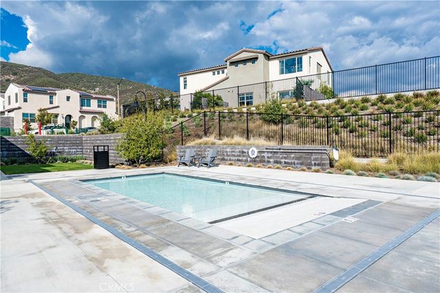 16010 Sunny Court, Fontana, CA 92336