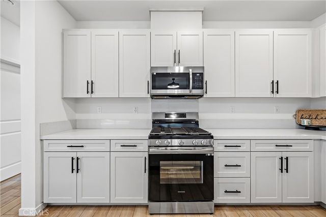 16010 Sunny Court, Fontana, CA 92336