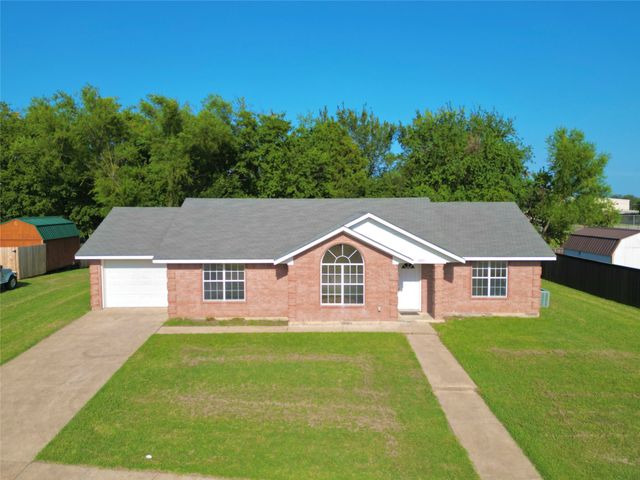 2001 Solomon Drive, Commerce, TX 75428