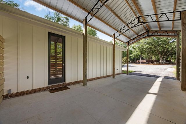 1650 Caswell Road, Defuniak Springs, FL 32433