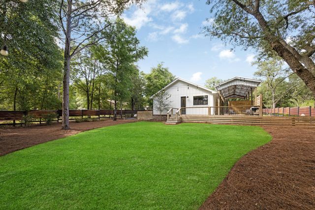 1650 Caswell Road, Defuniak Springs, FL 32433