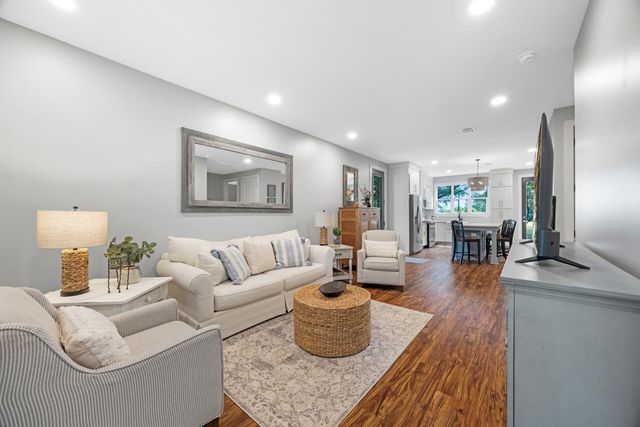 1650 Caswell Road, Defuniak Springs, FL 32433