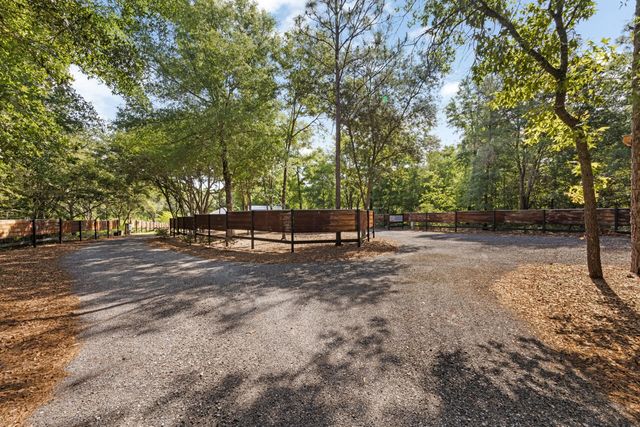 1650 Caswell Road, Defuniak Springs, FL 32433