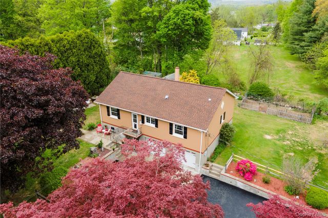 33 Arbor Lane, Brewster, NY 10509
