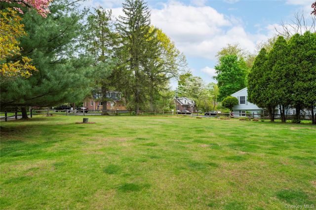 33 Arbor Lane, Brewster, NY 10509
