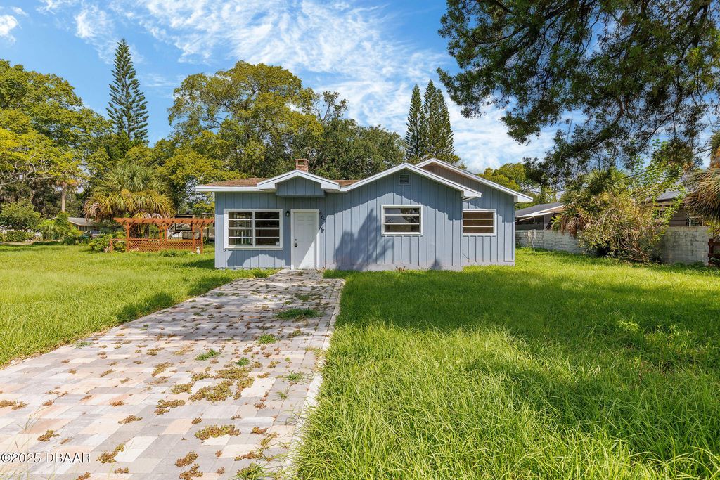 660 6th Street, Holly Hill, FL 32117