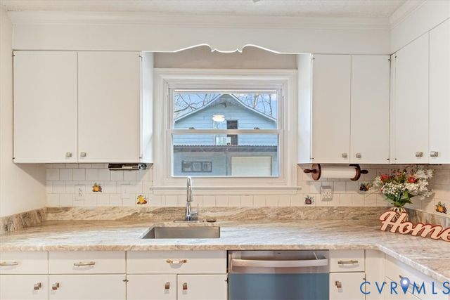 13101 Harrowgate Rd, Chester, VA 23831