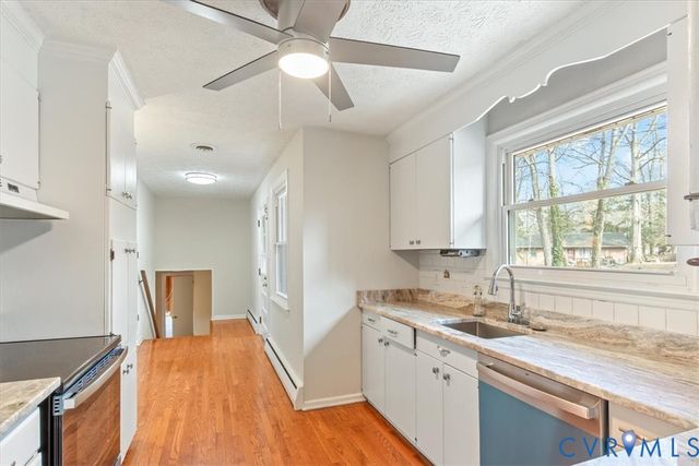 13101 Harrowgate Rd, Chester, VA 23831