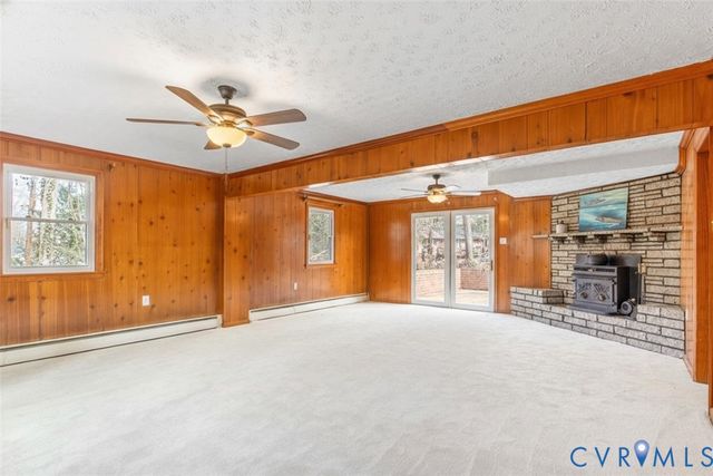 13101 Harrowgate Rd, Chester, VA 23831