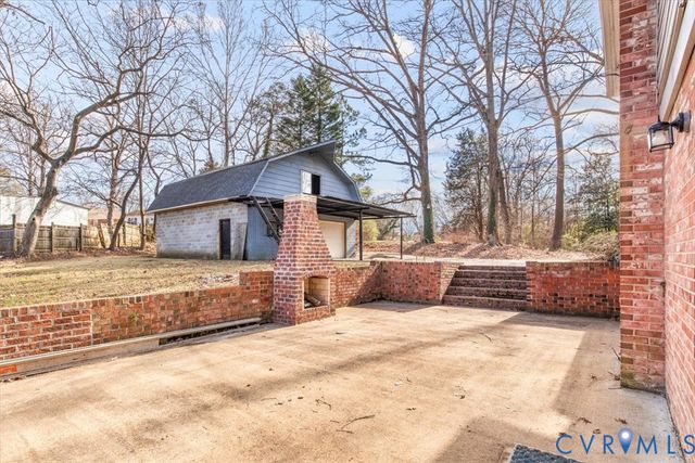 13101 Harrowgate Rd, Chester, VA 23831