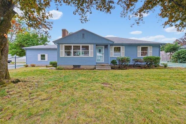 16 Westmont Cir, Shrewsbury, MA 01545