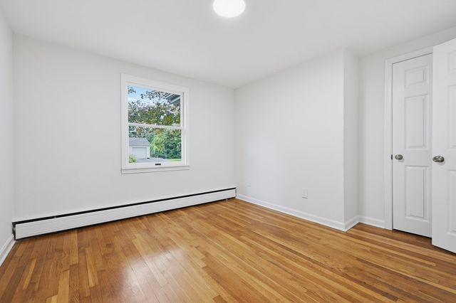 16 Westmont Cir, Shrewsbury, MA 01545