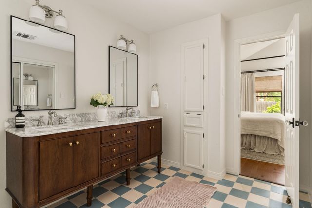 6529 Heron DR, Austin, TX 78735